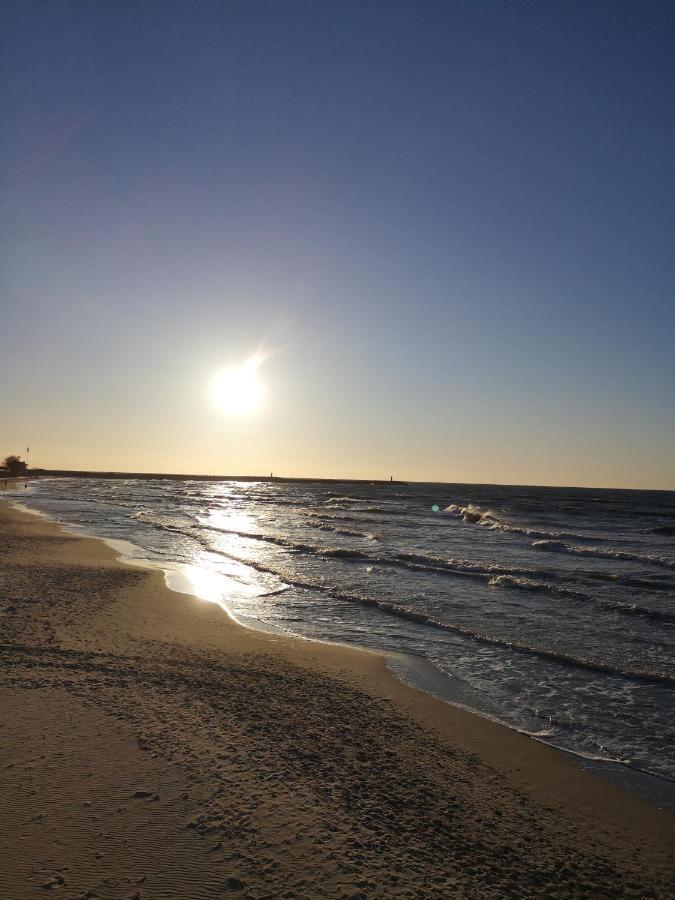 Apartament Piaskowy Sunset Resort Grzybowo  Bagian luar foto